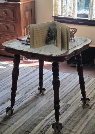 I love the base of the table legs.